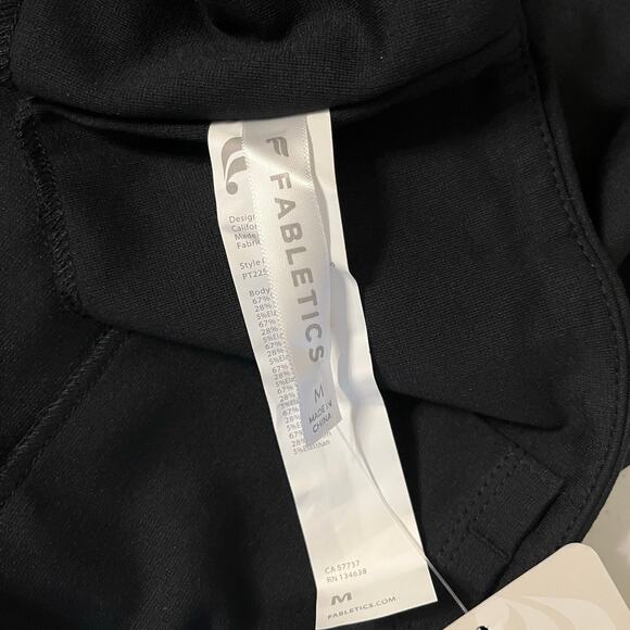 Fabletics High Rise Pointe Kick Flare Pant in Black Size Medium - Picture 7 of 8